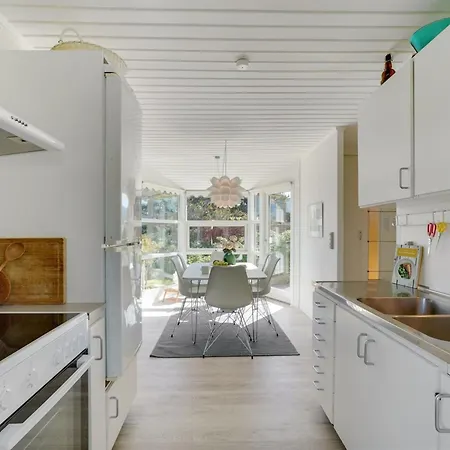 Majgull - 150m From The Sea By Interhome *
