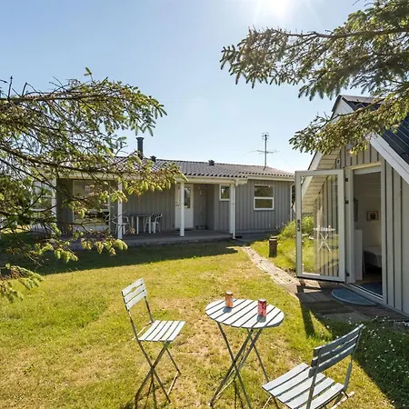 Nyaraló Majgull - 150m From The Sea By Interhome